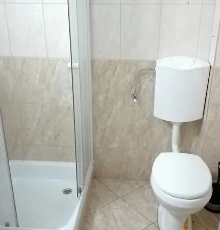 Apartman Vorosmarty Apartment *