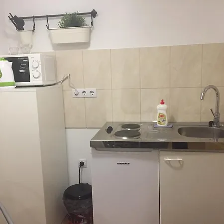 Apartman Vorosmarty Apartment